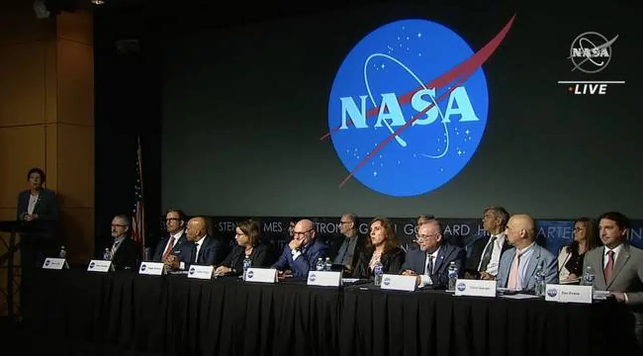 NASA UFO’larla ilgili ne açıkladı? (Tanımlanamayan cisim görüntüleri paylaşıldı)