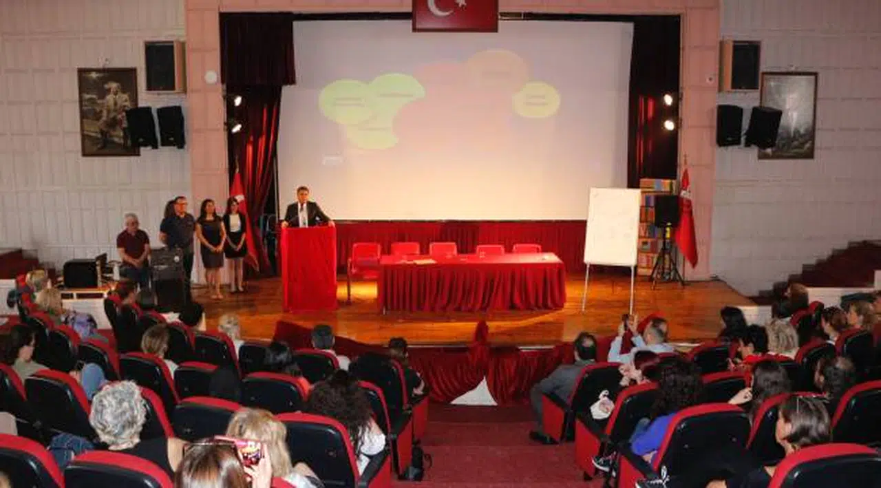 Öğretmen Mesleki Gelişim Akademisi “Öğrenme ve Öğrenme Güçlükleri” semineri