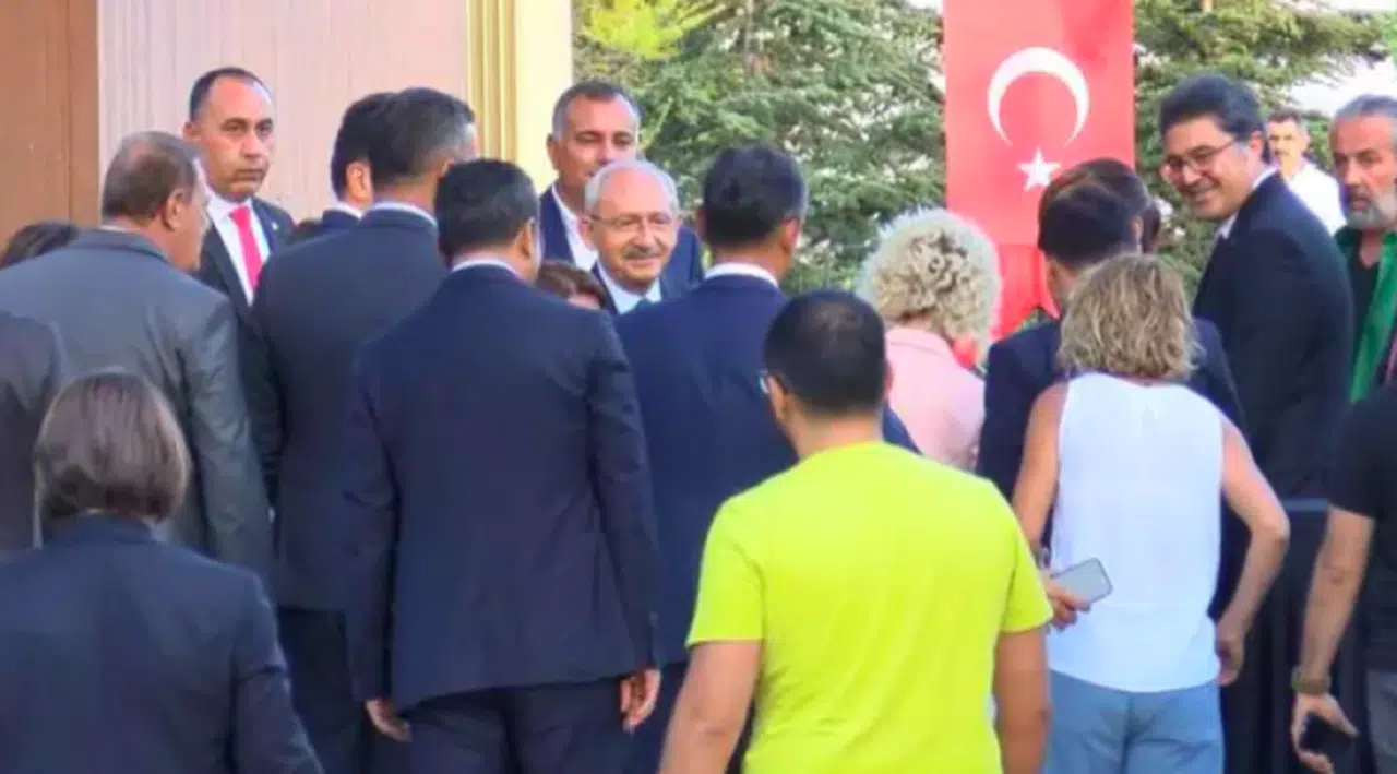Kılıçdaroğlu'ndan vekillere: 'Bu düşüncede olanlar varsa yollarımızı ayırırız'