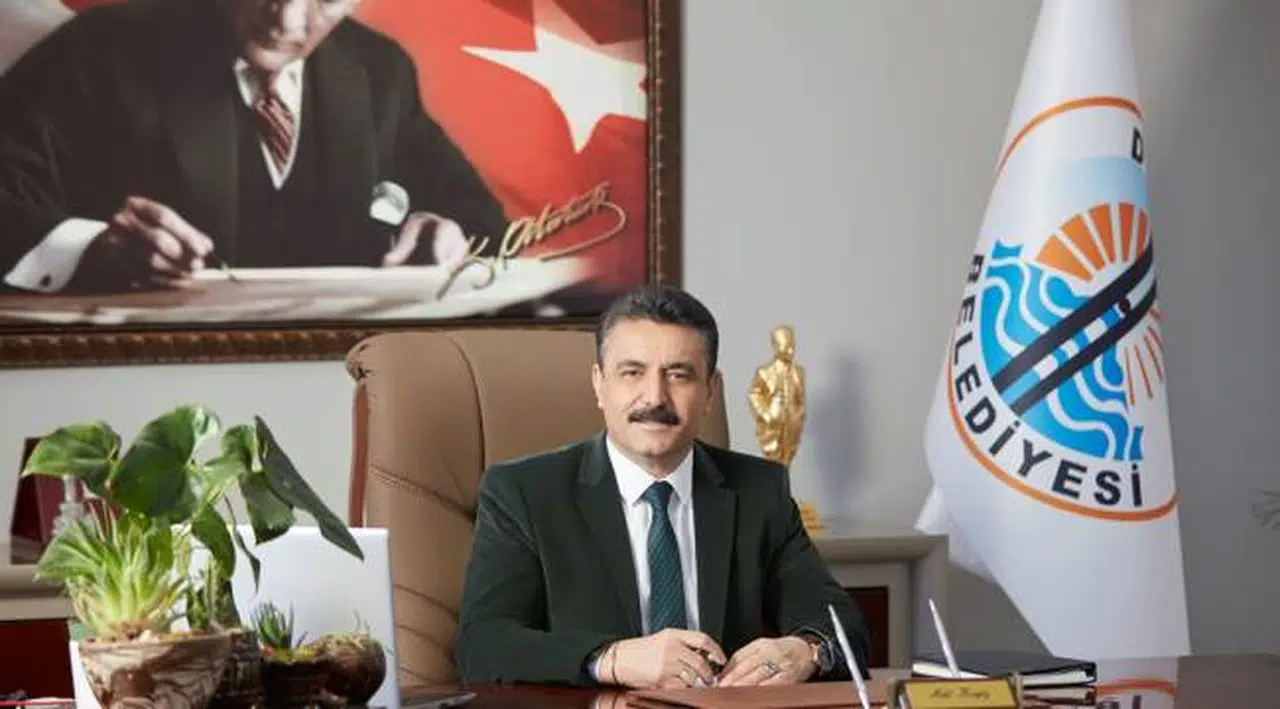 Kitapseverler Dikili’de buluşuyor