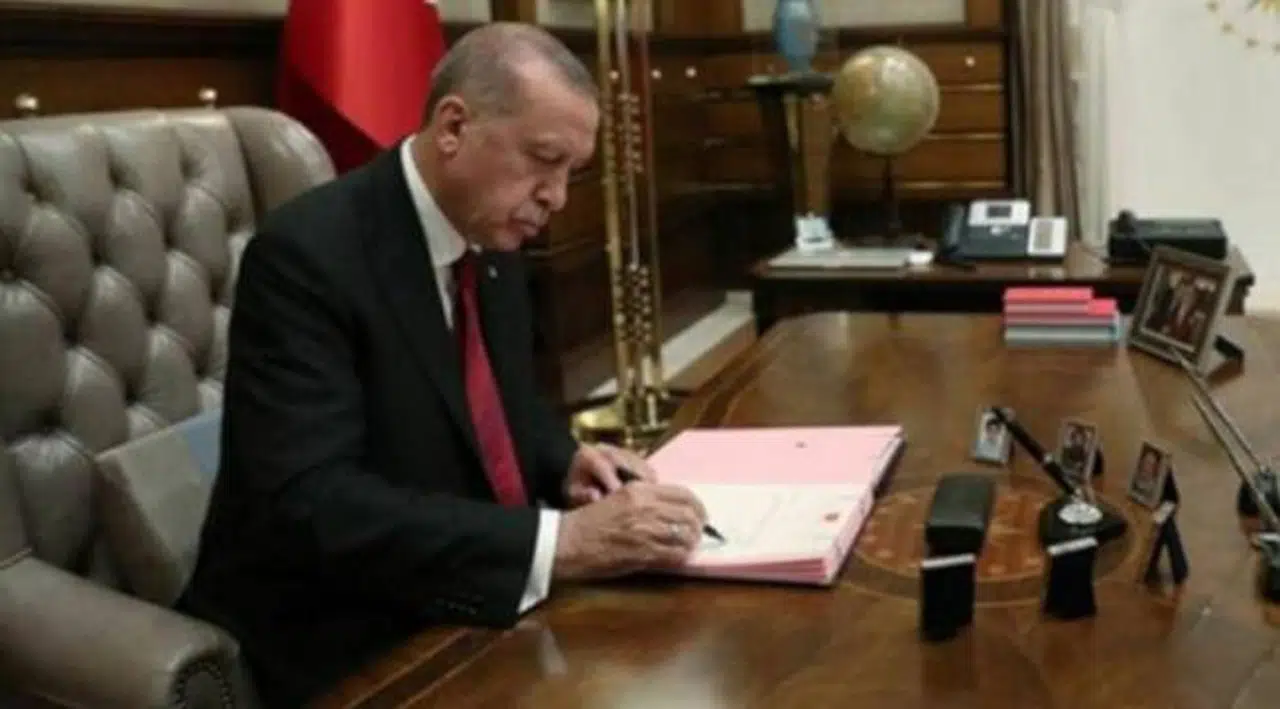 Erdoğan imzaladı: Çok sayıda kaymakam ve vali yardımcısının görev yeri değişti