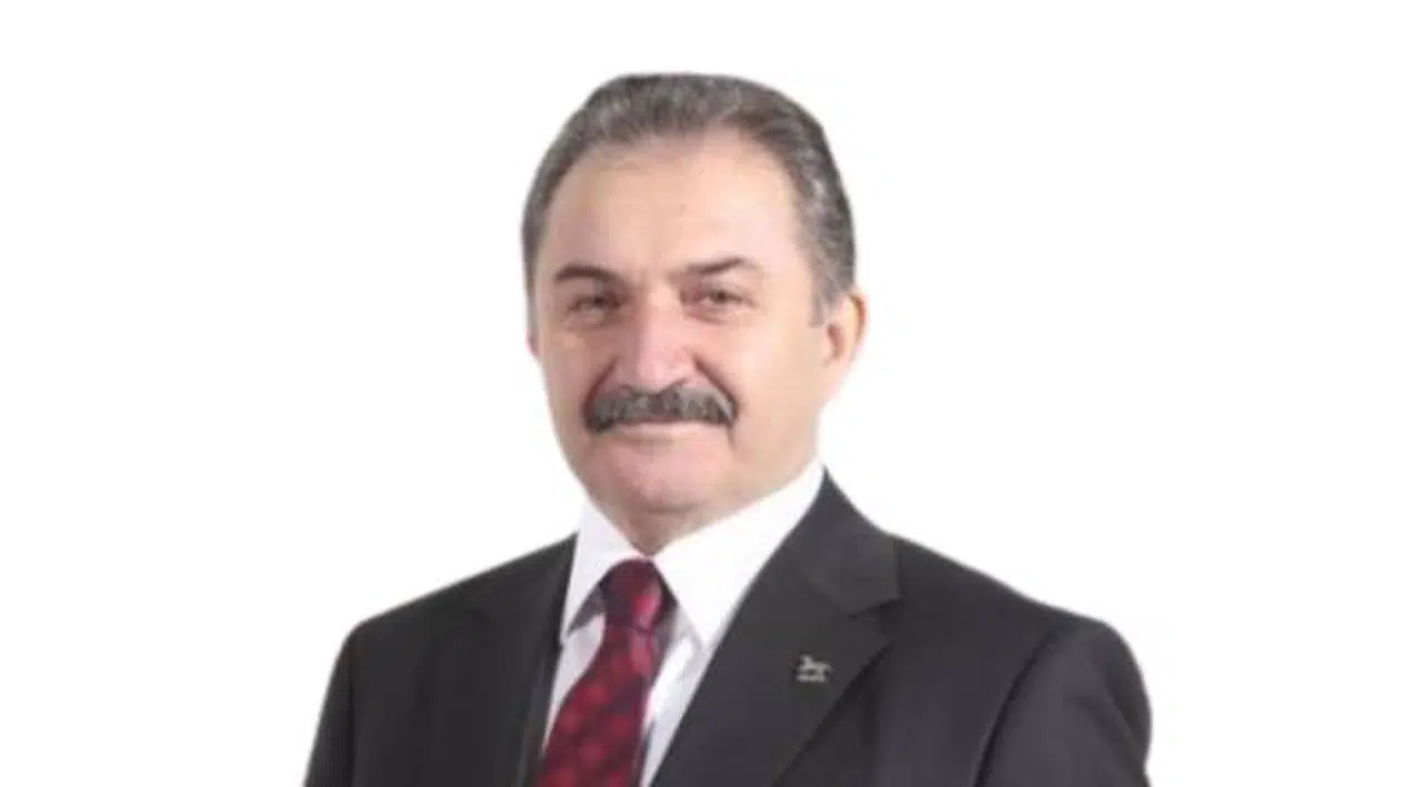 Eski bakan Namık Kemal Zeybek ATA Parti'yi kurdu