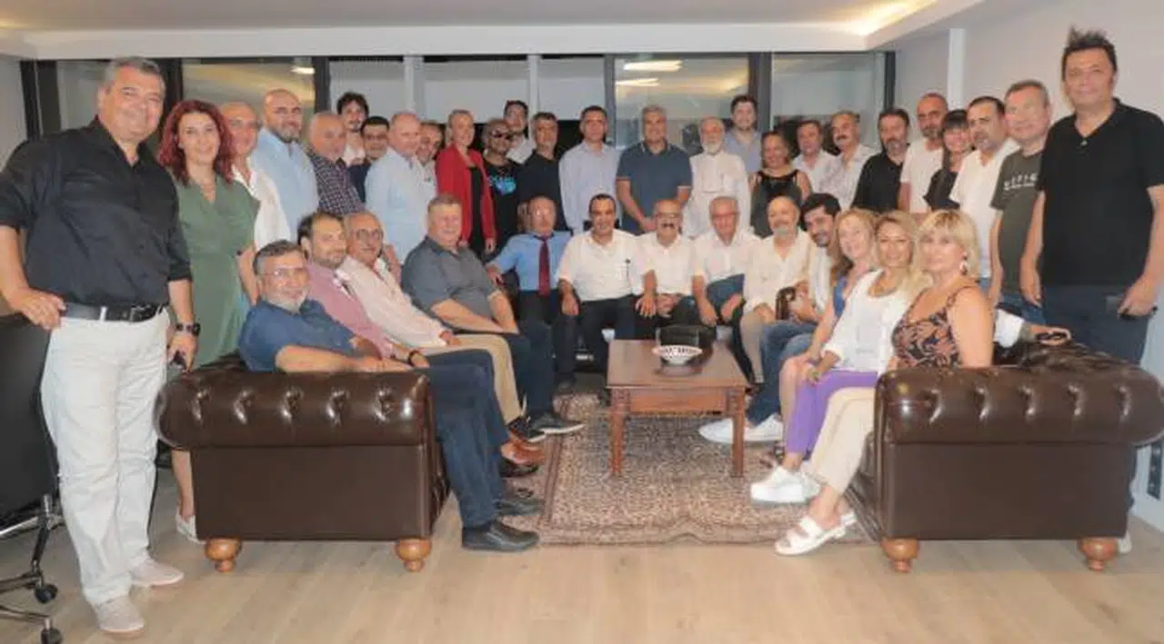 İzmir için Gönül Sofrası’nda buluşuyorlar