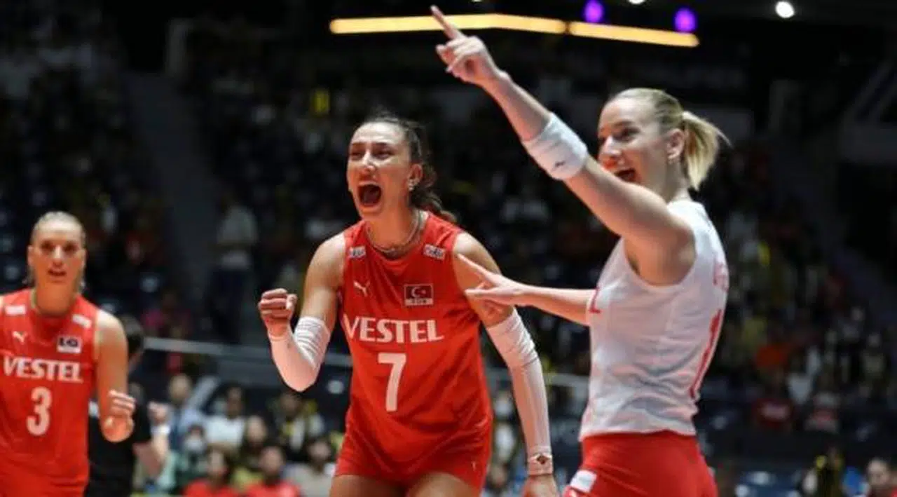 A Milli Kadın Voleybol Takımı 7'de 7 yaptı: Namağlup tamamladı