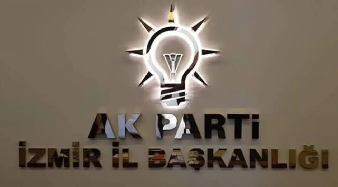 AK Parti İzmir'de atama rüzgarı!