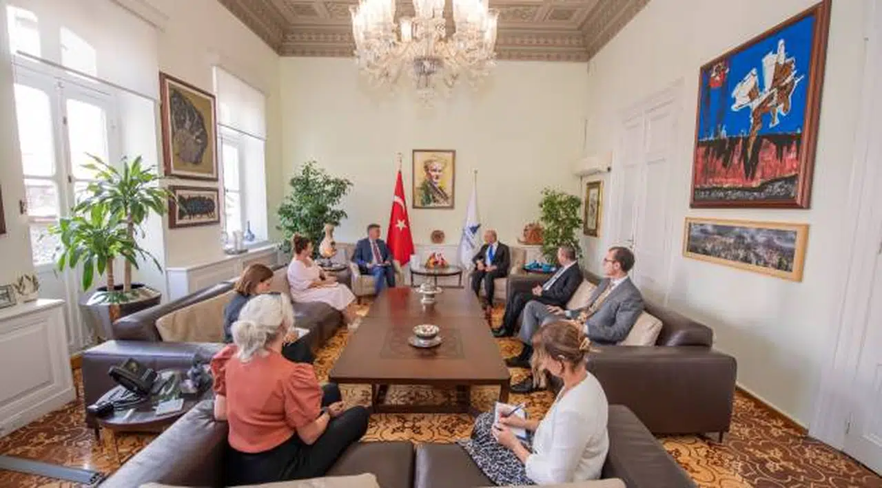 Almanya İzmir Başkonsolosu Schröer Soyer’i ziyaret etti
