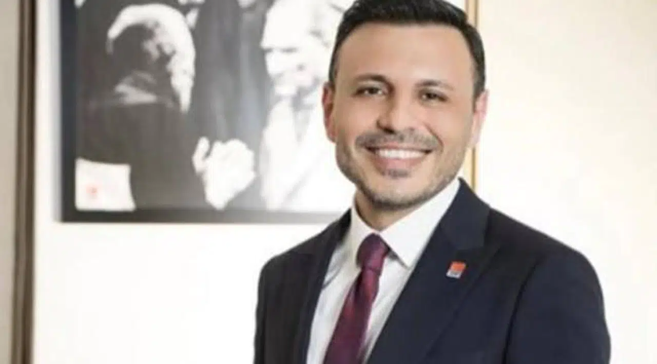 CHP'li Özgür Çelik, İstanbul İl Başkanlığı adaylığını açıkladı
