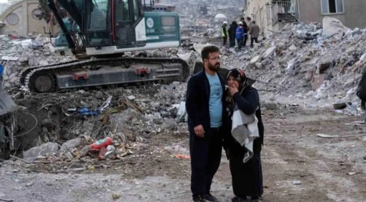 Deprem bölgesinde asbest tehlikesi: 352 bin kişi kanser tehdidiyle karşı karşıya