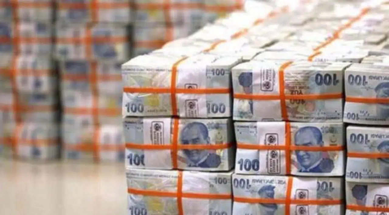 Hazine ve Maliye Bakanlığı 17,6 milyar lira borçlanmaya gitti