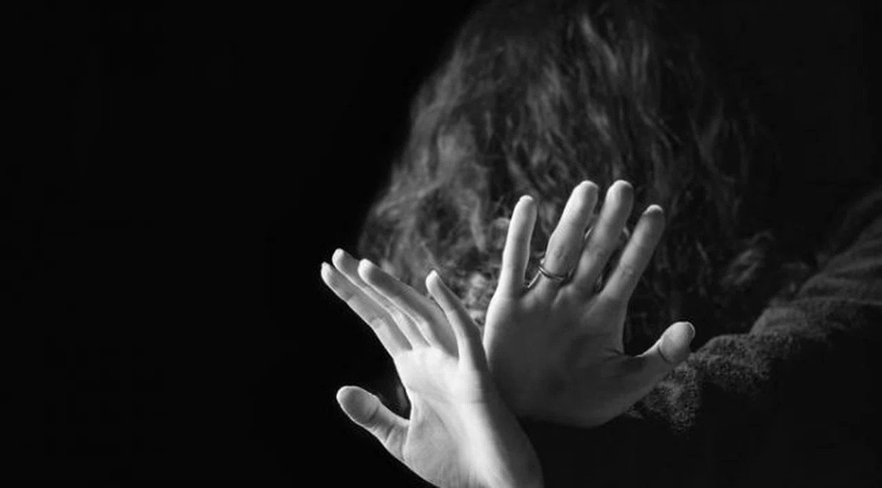 İzmir'de mide bulandıran cinsel istismar skandalı! 4 kişi tutuklandı