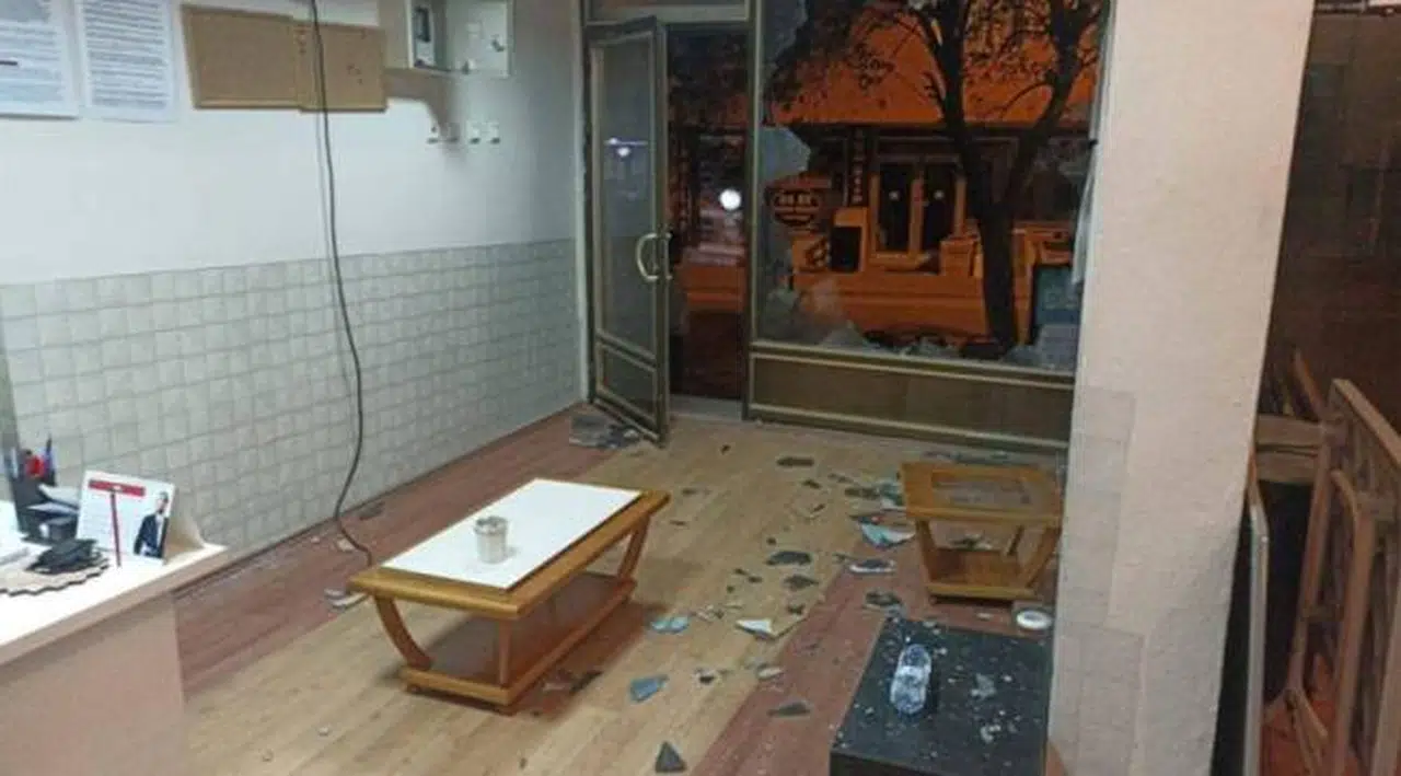 Kocaeli'de CHP'nin mahalle temsilciğine saldırı: 1 kişi gözaltına alındı