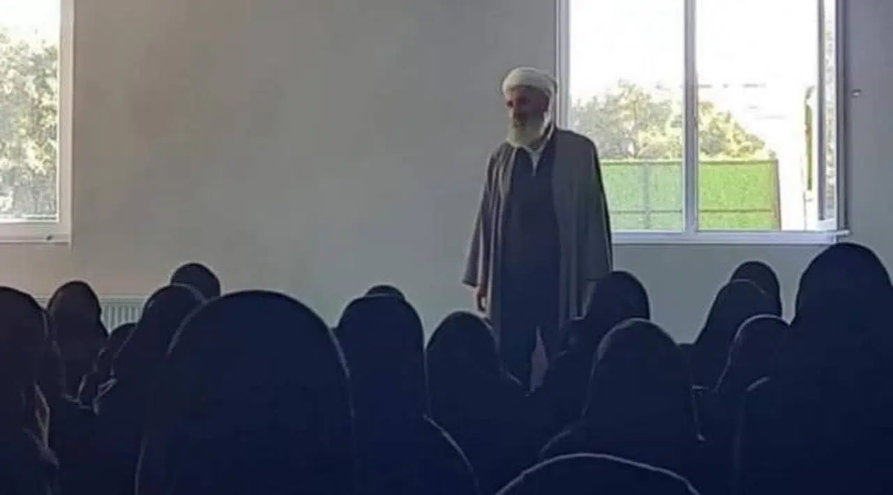 Samsun'da sarıklı ve cübbeli ders: 'Okullarda tarikat ve cemaat faaliyetlerine son verin'