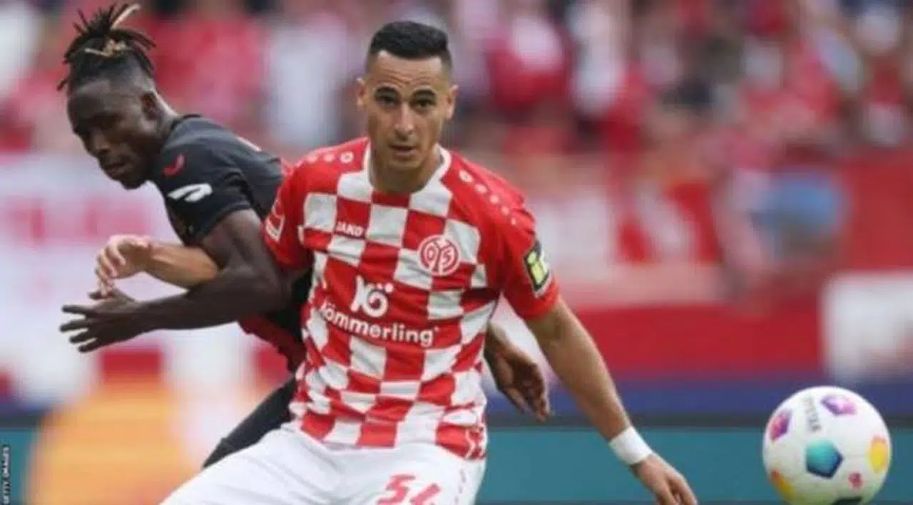 Alman futbol takımı Filistin'e destek veren futbolcunun sözleşmesini feshetti