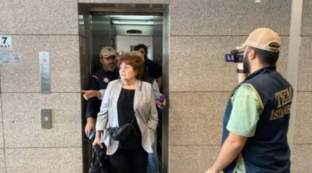 Ayşenur Arslan yaşadıklarını anlattı: 'Cenaze törenime katılmak gibiydi'
