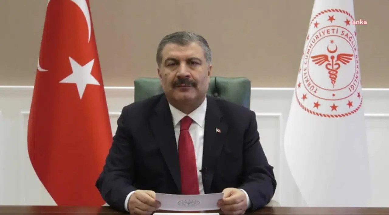 FAHRETTİN KOCA, HASAN BİTMEZ'İN TEDAVİ GÖRDÜĞÜ HASTANEDE: "KALP-AKCİĞER POMPASI İLE HAYATİ FONKSİYONLARINI DEVAM ETTİRİYOR. DURUMU SON DERECE KRİTİK VE CİDDİ"