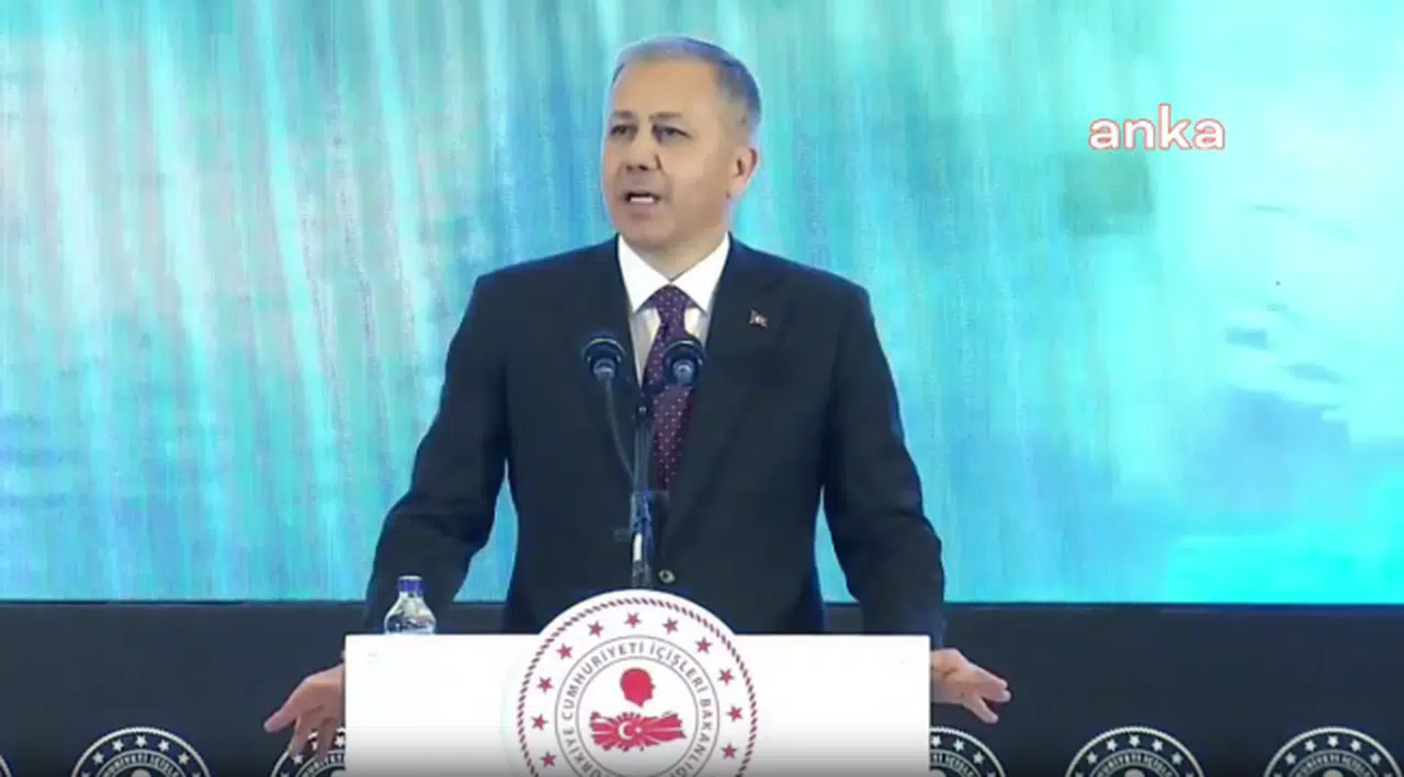 Bakan Yerlikaya, "Çetelerin çetelesini tutuyoruz"