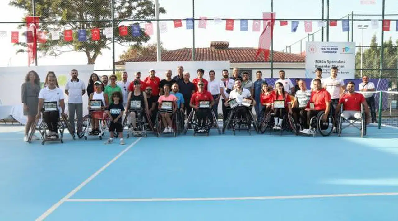 Bodrum Belediyesi'nin tekerlekli sandalye 100. Yıl tenis turnuvası sona erdi