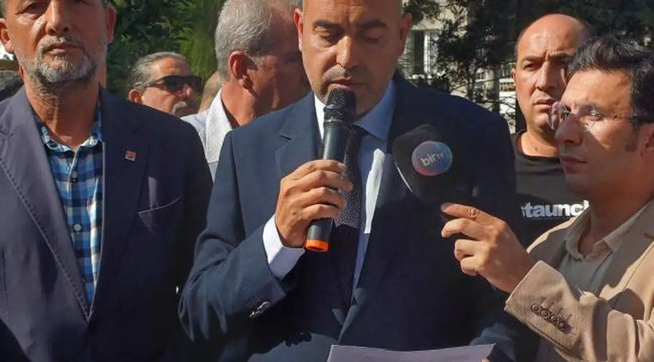 CHP Konak İlçe Başkanlığı Atatürk büstüne yapılan saldırıyı lanetledi