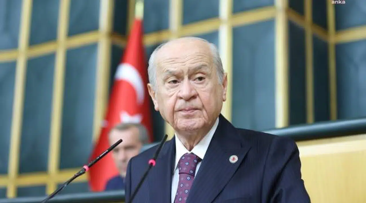 Devlet Bahçeli: “Türkiye Cumhuriyeti, barış ve çözüm iklimini yeşertmek, garantörlük mekanizmasını kurmak adına her türlü müdahale ve mücadeleye hazır ve kararlı olmalıdır"