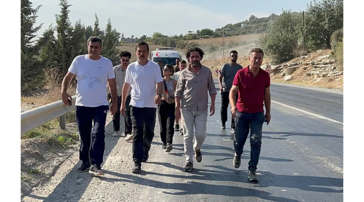 CHP Özgürlük Yürüyüşü'ne katıldı