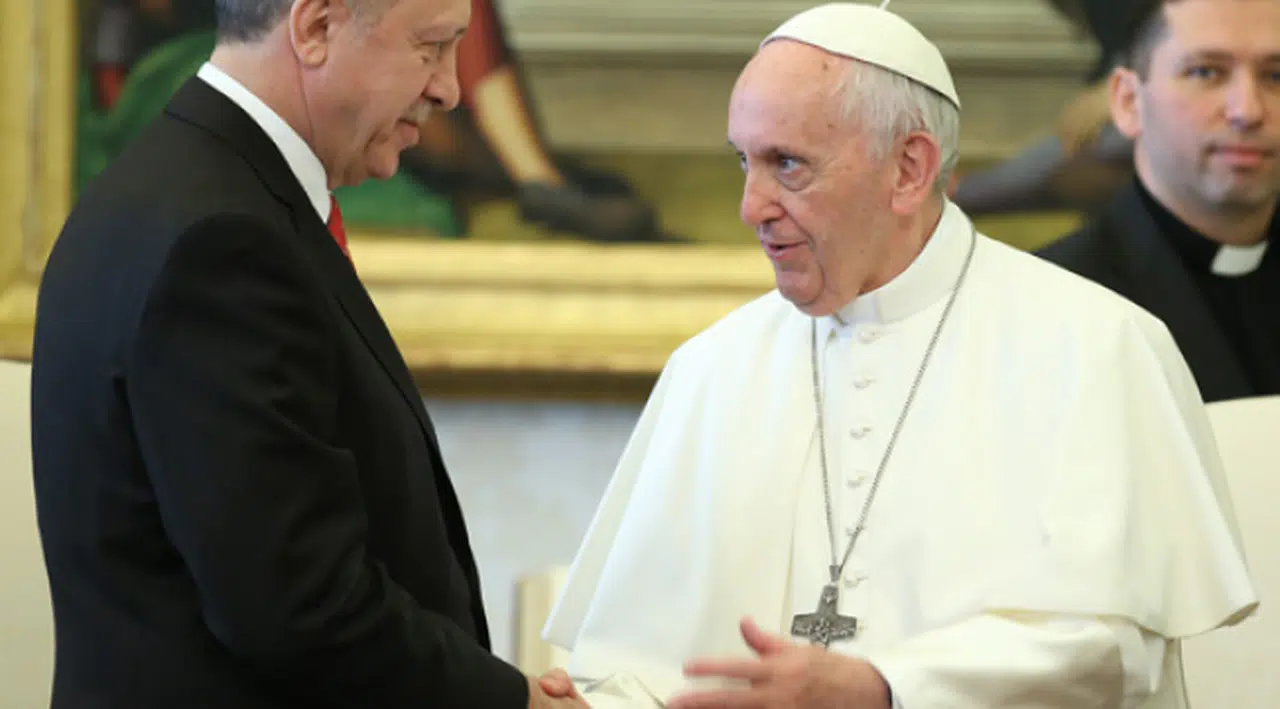 Erdoğan, Papa Fransuva İle İsrail'in Filistin'e Yönelik Saldırılarına İlişkin Telefon Görüşmesi Yaptı