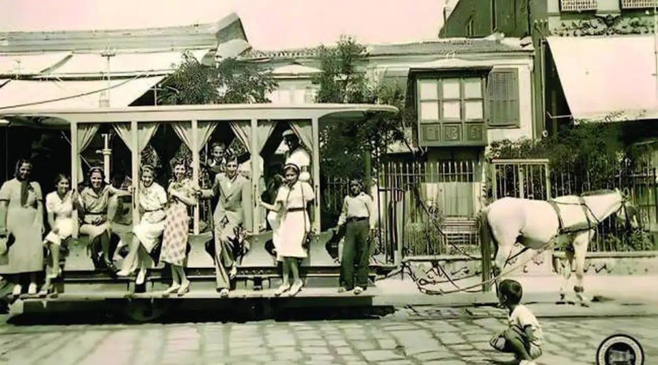 İzmir’in Aydınlığından Bir Bakış ile fotoğraf Sergisi