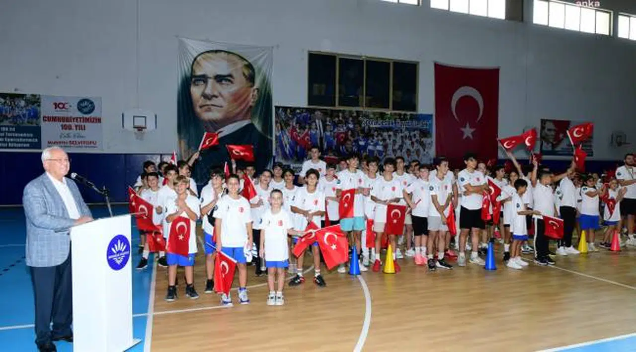 Karabağlar Belediyesi'nden Cumhuriyet'in 100. Yılına özel basketbol turnuvası
