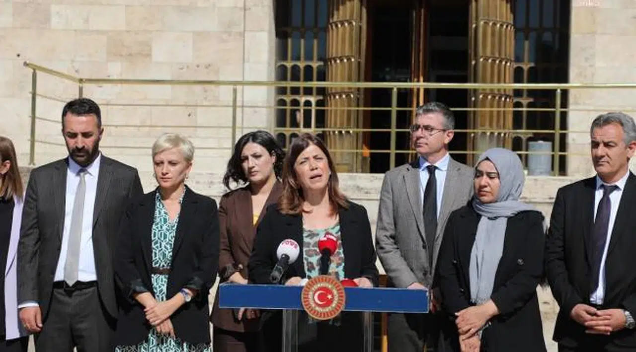 Meral Danış Beştaş: “Bir Dışişleri Bakanının görevi başka bir ülkeye saldırı emri vermek midir? Hayır, değildir. Böyle bir siyaset yoktur ne Türkiye'de ne dünyada”