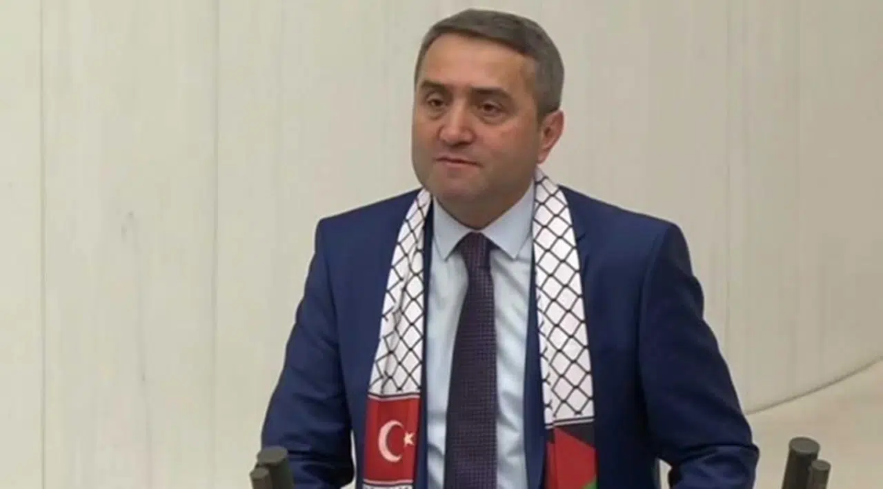 Saadet Partili Temurci: Türkiye Cumhuriyeti devleti her ay 105 milyar faiz ödeyecek. Tarımsal desteklemeye 91 milyar lira bütçe ayrıldı. Bu taksimi kurt yapmaz kuzulara şah olsa