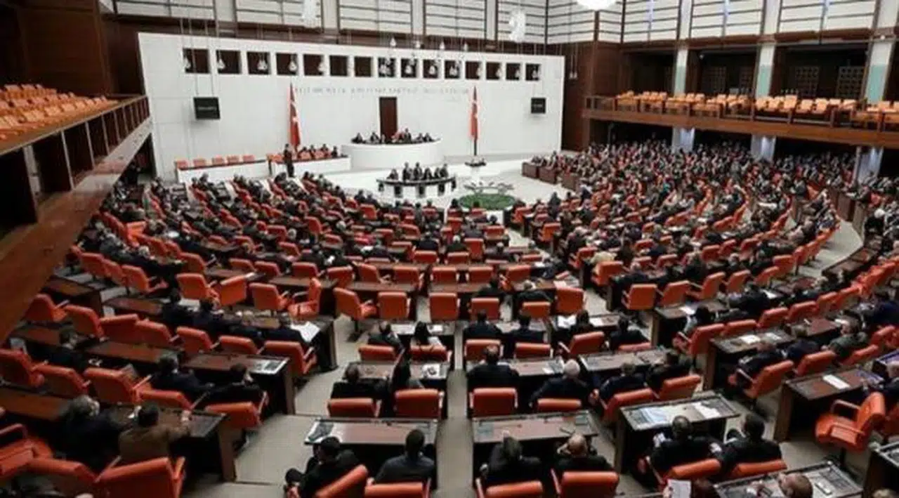 TBMM'den Lübnan tezkeresine onay