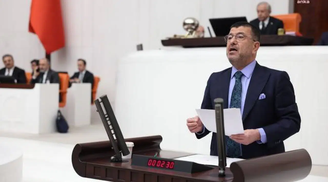 Veli Ağbaba: "AKP aslında çarkçı bir parti. ‘Ey İsveç’ diyen de siz, İsveç’in NATO üyeliğini Meclis’e getiren de siz"