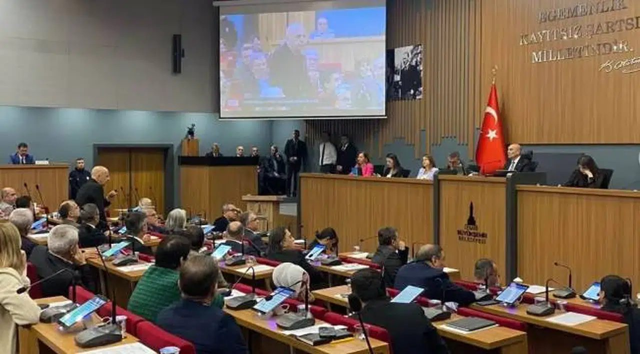 Boztepe'den  rüşvet iddialarının ardından Mısırlı'ya, "Operasyon çocuğu" tepkisi