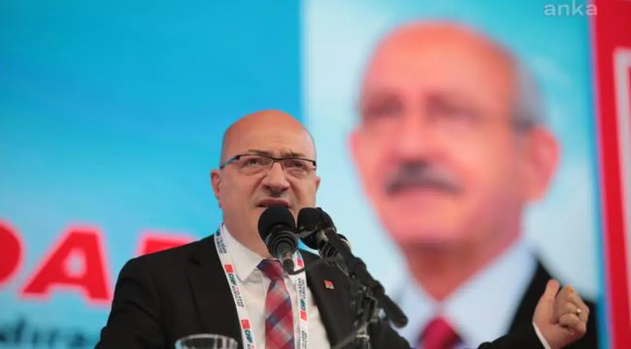 İlhan Cihaner, CHP genel başkanlığına aday olmayacağını açıkladı: “Bu anti demokratik, siyasetsiz ve kişilere indirgenmiş yarışın parçası olmayı reddediyoruz”