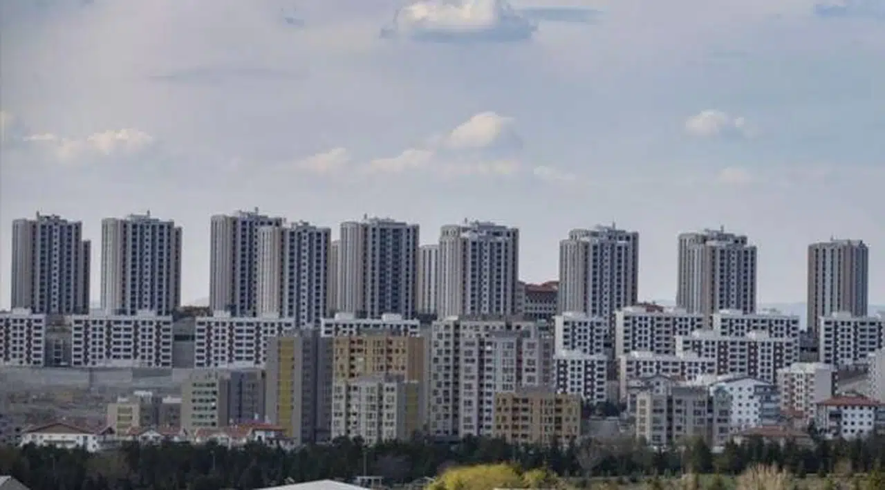 İzmir genelinde 2024 yılında 80 bin 398 konut satıldı