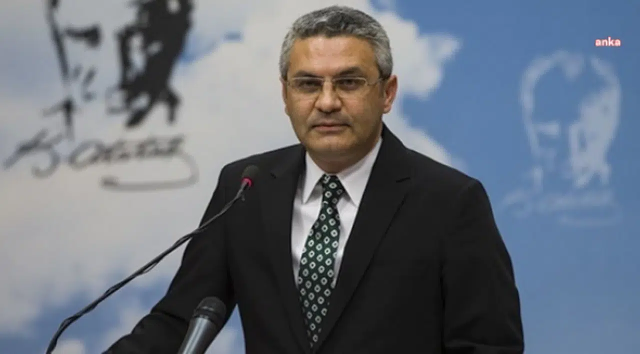 Oğuz Kaan Salıcı: “Sayın Mehmet Şimşek, 10 saat boyunca New York’a uçacağınıza, 10 dakikada Beştepe’ye gitmeniz daha faydalı olacaktır”