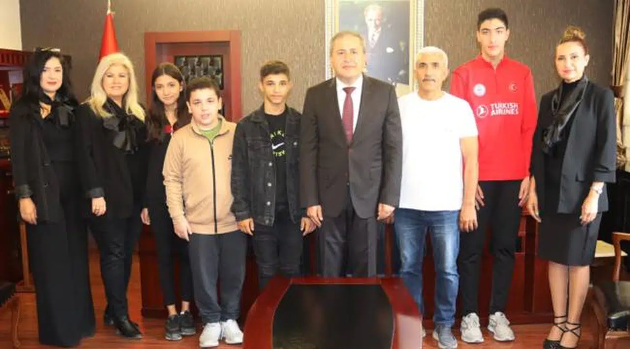 Özel sporculara Kaymakam Demir’den Türkiye Şampanyasına moral dopingi