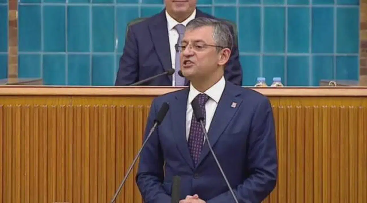 Özgür Özel'den İYİP'e ittifak mesajı: 'Eski dosttan düşman olmaz'