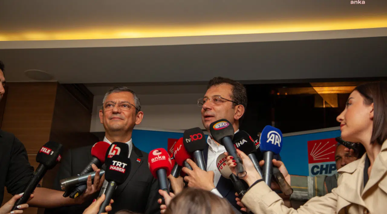 Özgür Özel: “İkinci yüzyılda kurucumuz Gazi Mustafa Kemal Atatürk'e layık başarıları hep birlikte alacağız”