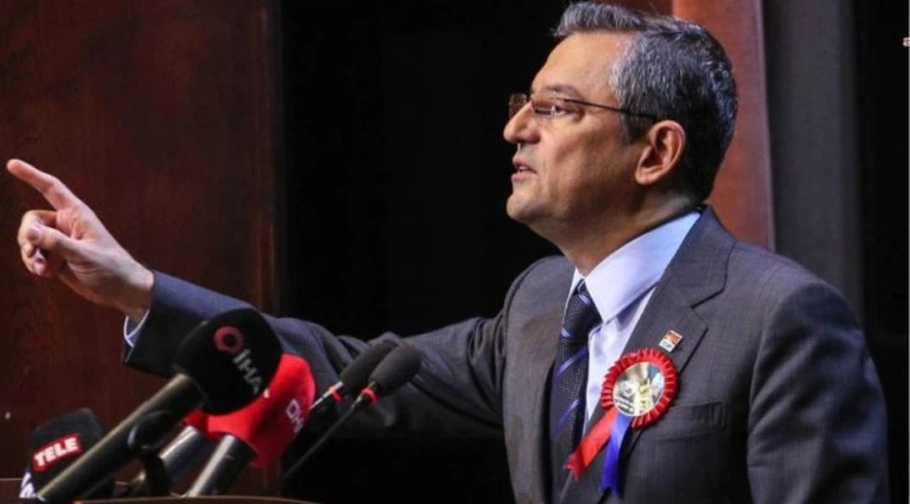 CHP lideri Özel: İmamoğlu ve Yavaş'ın karşısında ölçmedikleri kişi kalmamış ama hâlâ kazanacak adayları bulamıyorlar