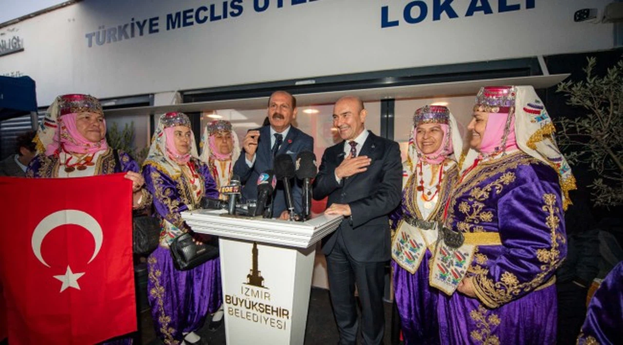 Başkan Soyer’e meclis üyeleri birliği ve sivil toplumdan destek