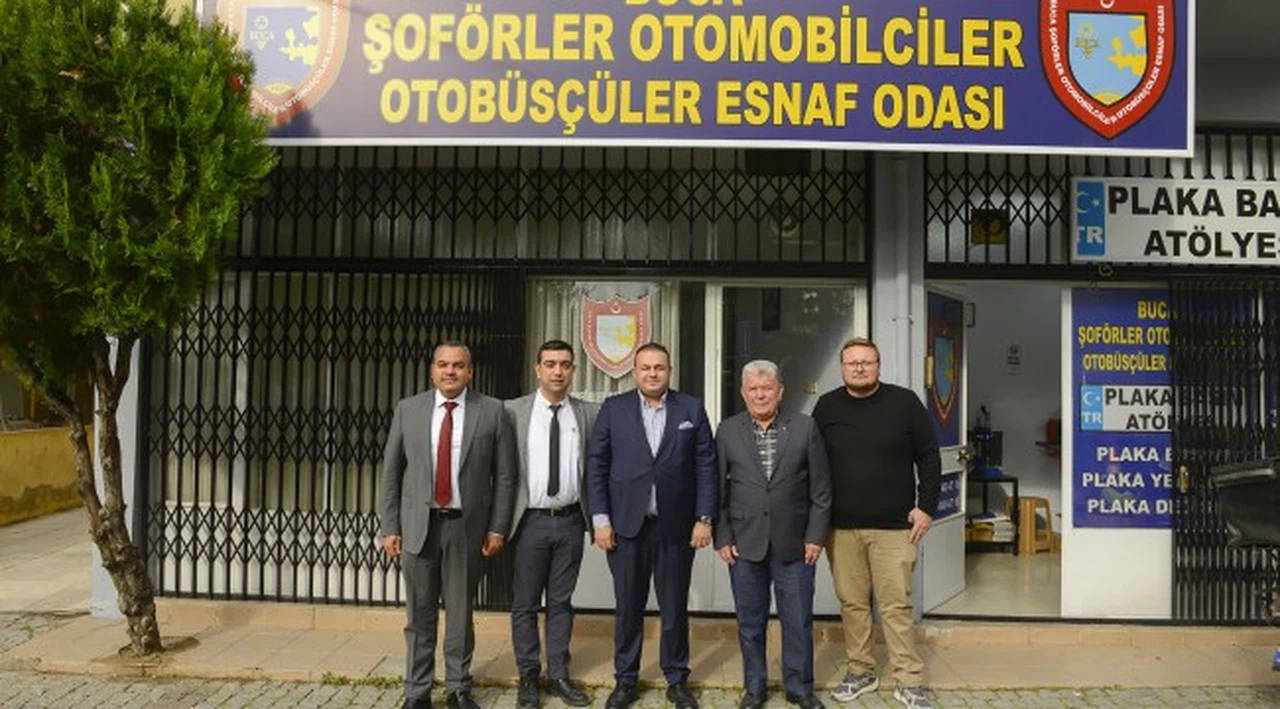 CHP Buca Belediye Başkan Aday Adayı Serkan Kalmaz, STK’larla bir araya geldi.