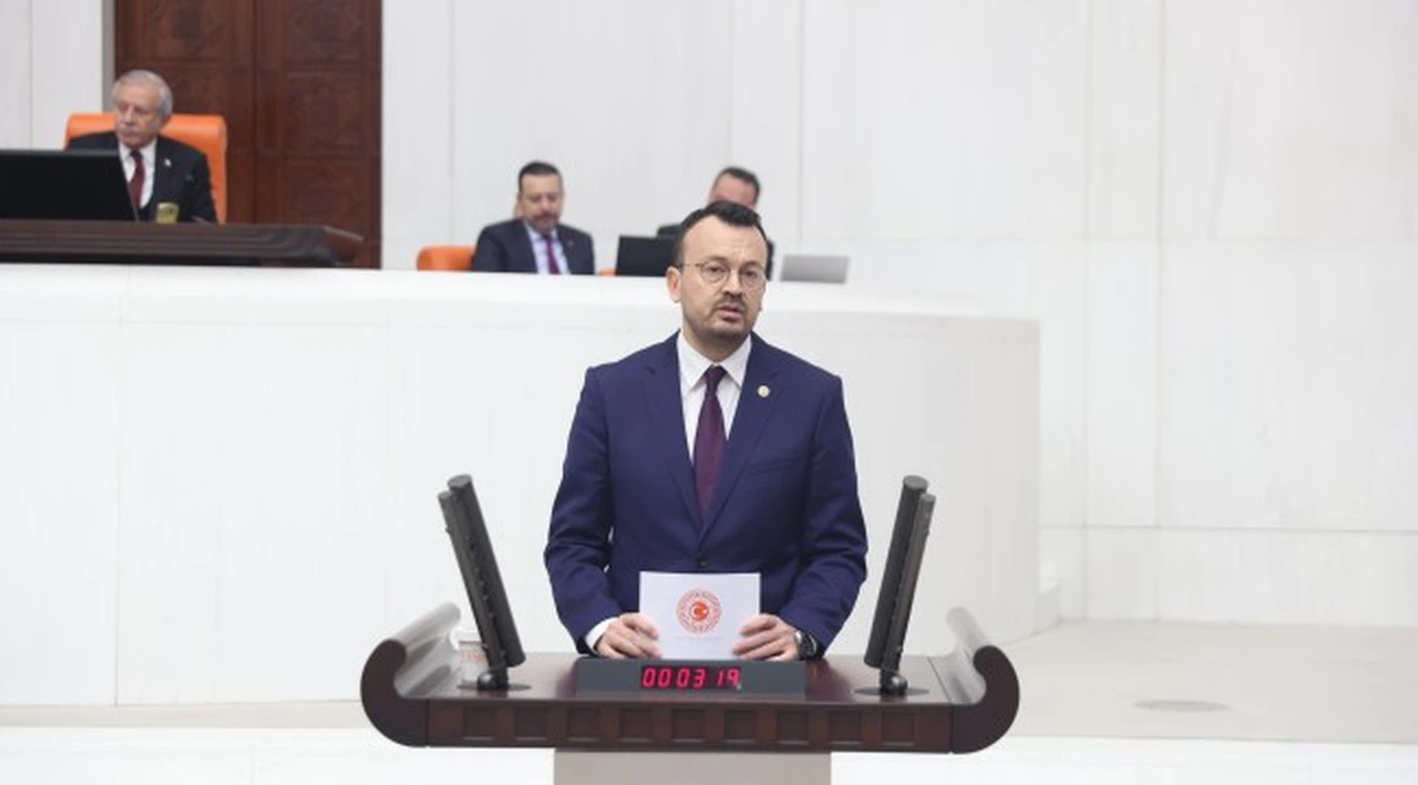 CHP’li Şeref Arpacı: “Türkiye'de ak çocuklar ve bir de aç çocuklar var"