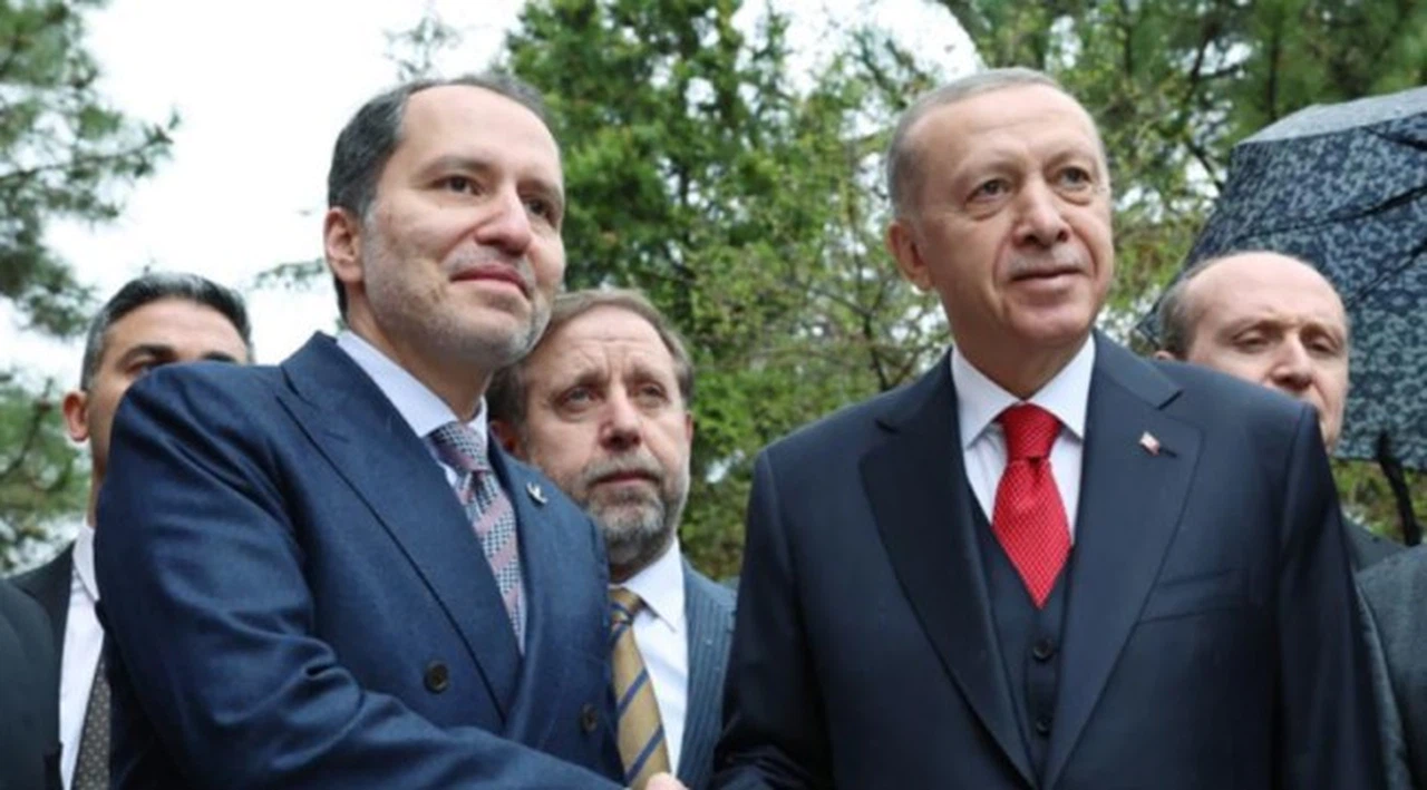 Erbakan: AK Parti'ye biz değil MHP kaybettirdi