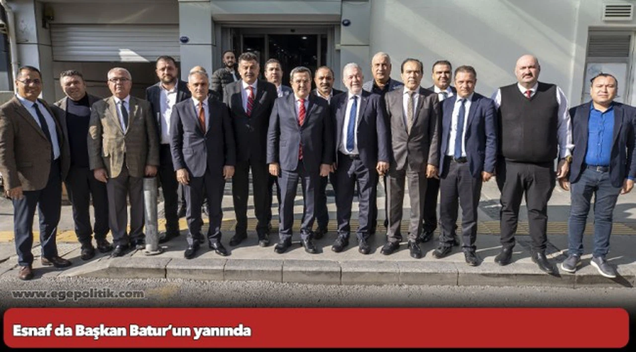Esnaf da Başkan Batur’un yanında