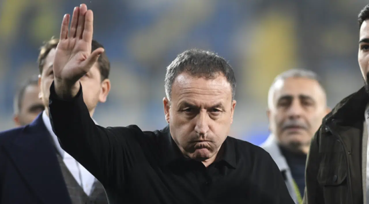 Faruk Koca görevinden istifa etti, AKP ihracını istedi