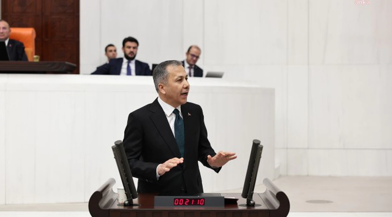 İÇİŞLERİ BAKANI ALİ YERLİKAYA: "GÜVENLİK KONSEPTİMİZİN TEMELİNİ 'ÖNLEYİCİ GÜVENLİK PARADİGMASI' OLUŞTURMAKTA. HEDEFİMİZ, ÜLKEMİZE YÖNELİK TÜM GÜVENLİK RİSKLERİNİ ORTADAN KALDIRMAK"