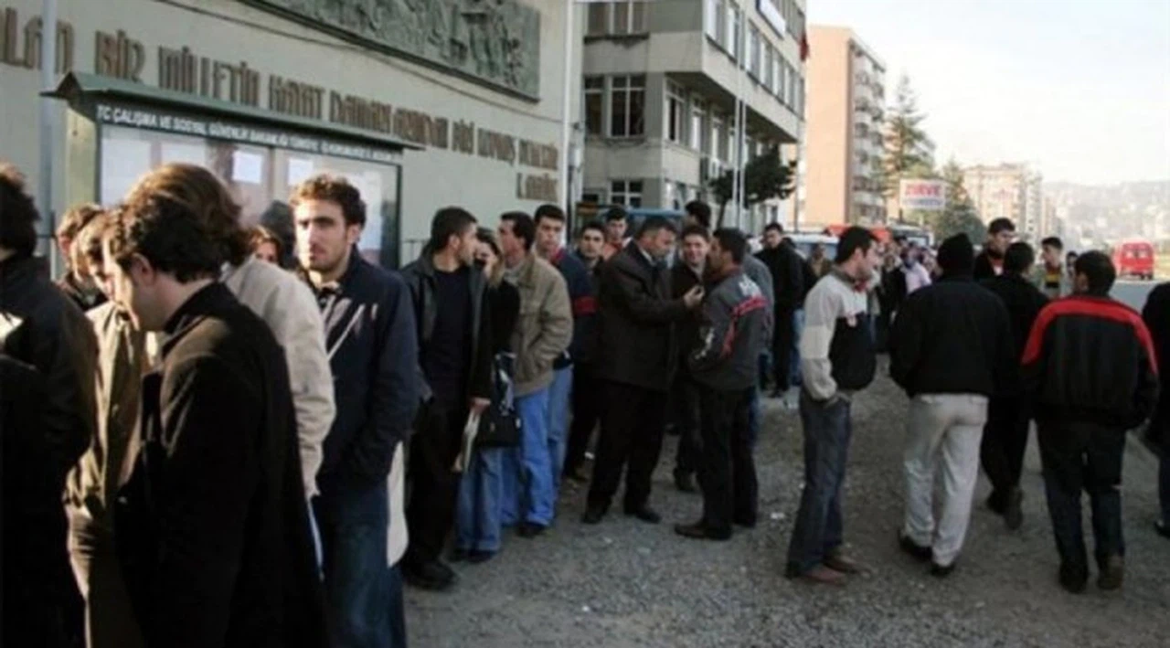İşsizlik Ocak'ta arttı: Atıl işgücü yüzde 26,5