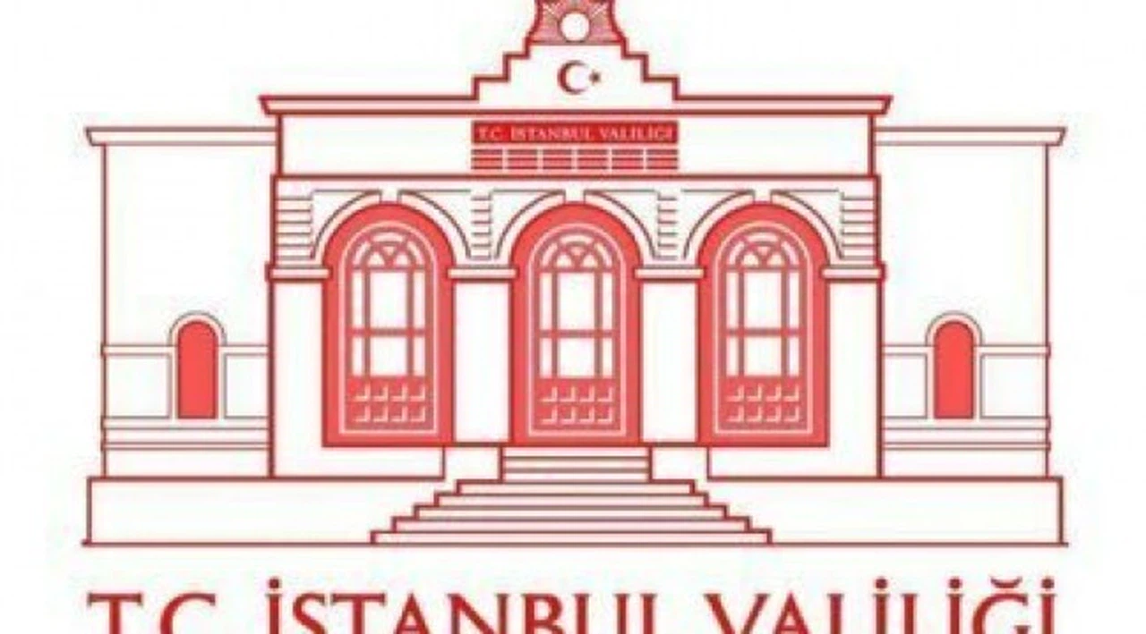 İSTANBUL VALİLİĞİ'NDEN OTOBÜS VE TIR'IN ÇARPIŞTIĞI KAZAYLA İLGİLİ AÇIKLAMA : 1 ÖLÜ, 37 YARALI