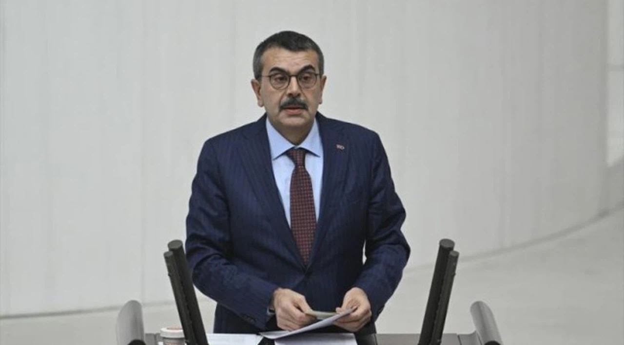 Milli Eğitim Bakanı açıkça ilan etti: Bakanlık tarikatlarla protokollere devam edecek