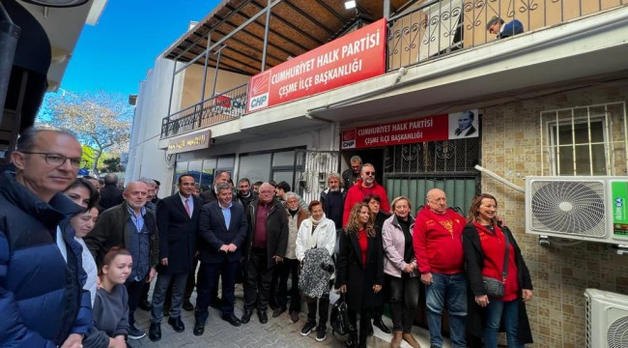 Olgun Atila, “Değişimin ışığını İzmir’den yakacağız”